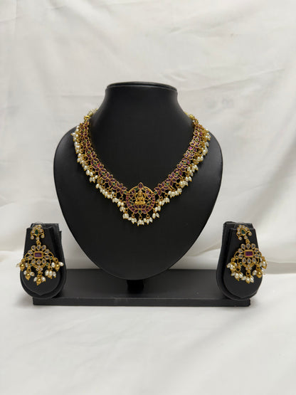 Gold Traditional Necklace 19