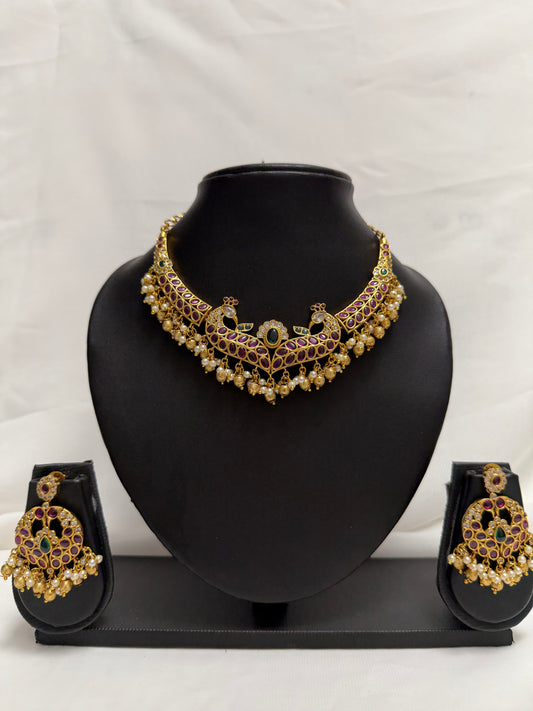 Gold Traditional Necklace 32