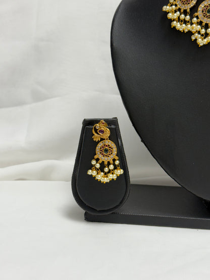 Gold Traditional Necklace 137