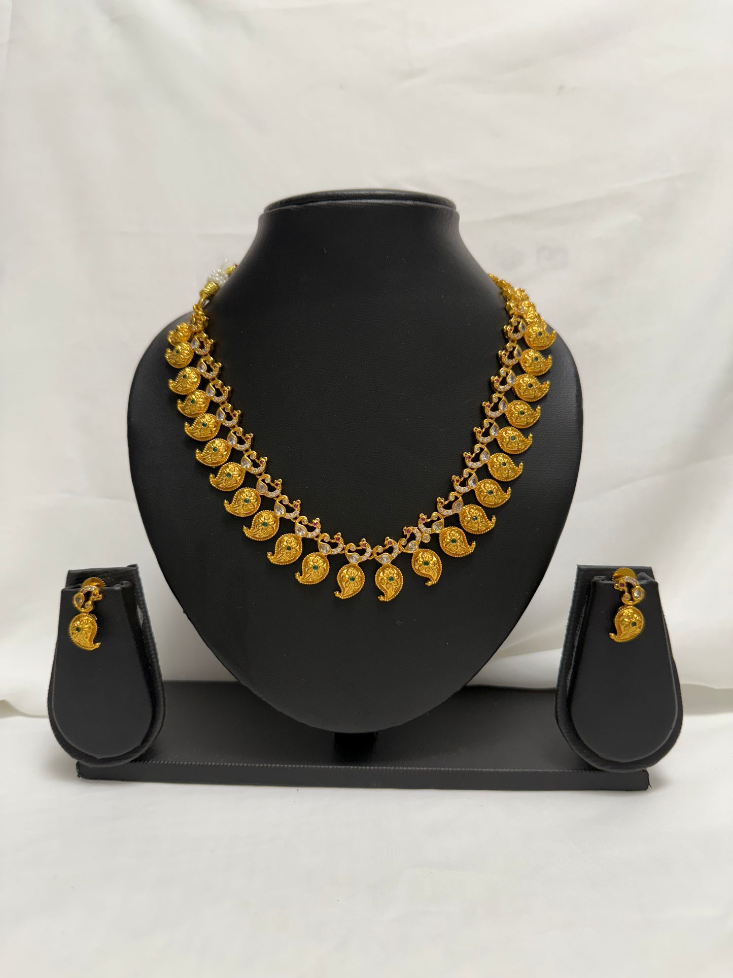 Gold Traditional Necklace 46