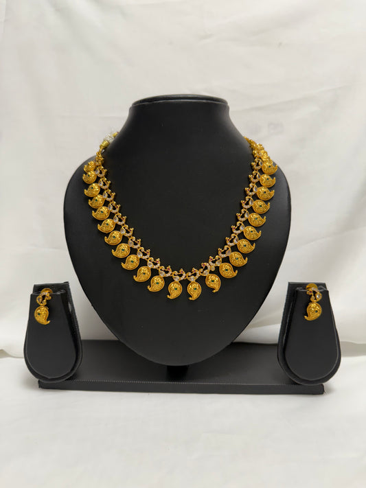 Gold Traditional Necklace 46