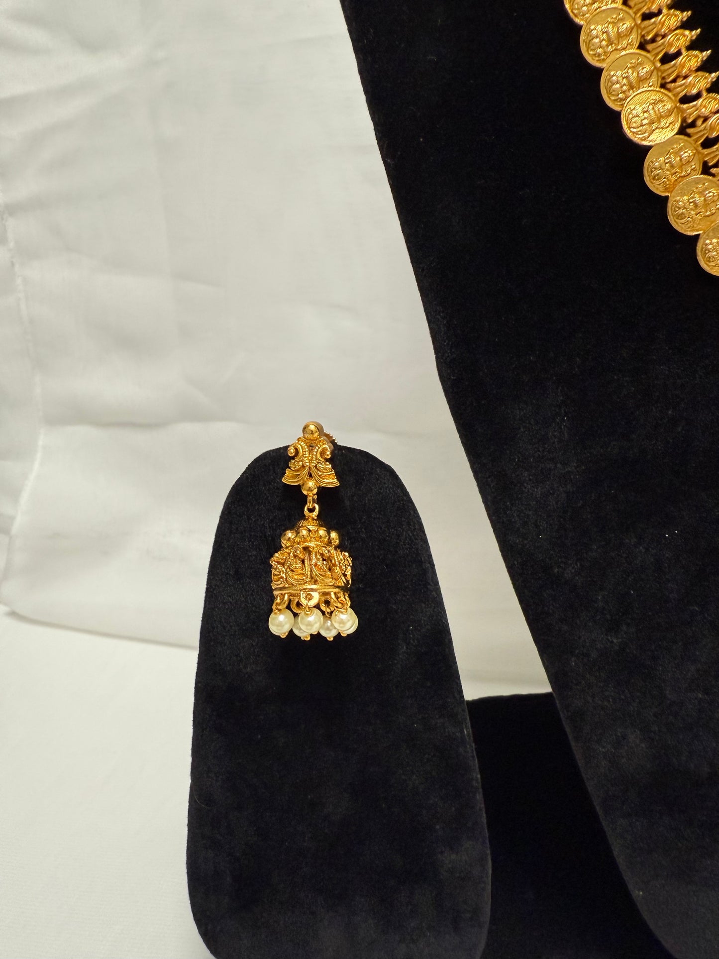 Gold Traditional Necklace 106