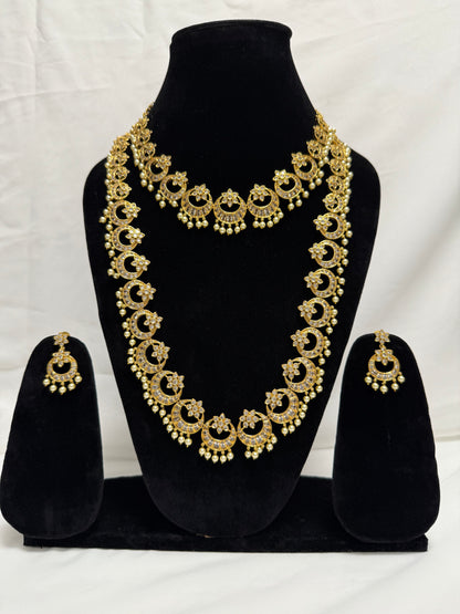 Gold Traditional Necklace 124