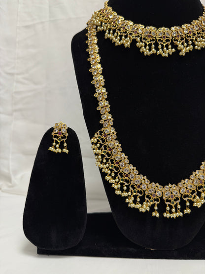 Gold Traditional Necklace 125