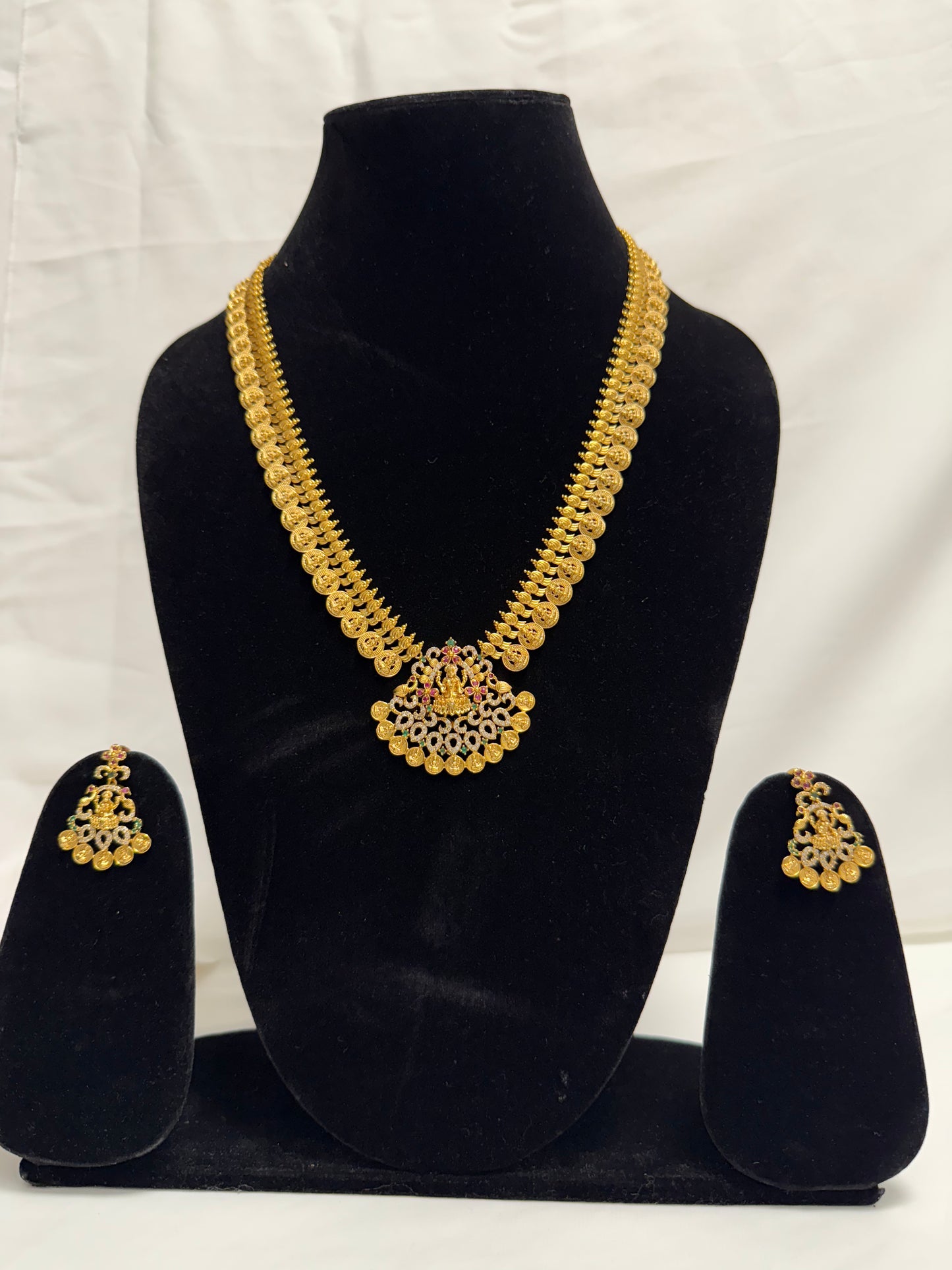 Gold Traditional Necklace 71