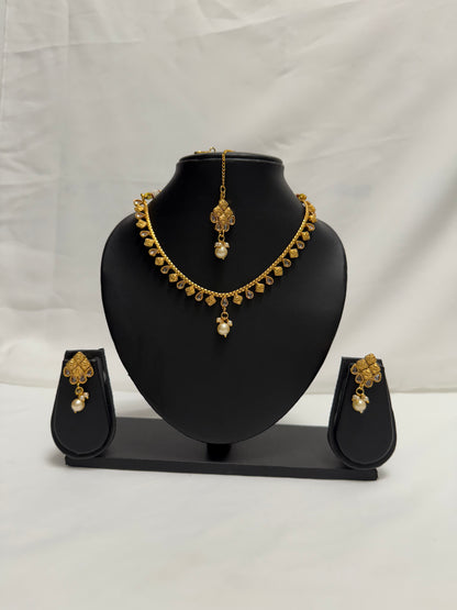 Gold Traditional Necklace 126