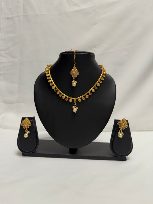 Gold Traditional Necklace 126