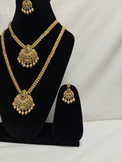 Gold Traditional Necklace 132