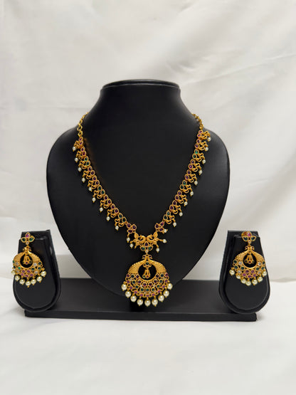 Gold Traditional Necklace 160