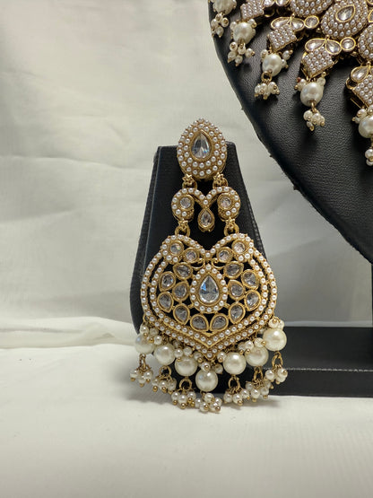 Gold Traditional Necklace 206