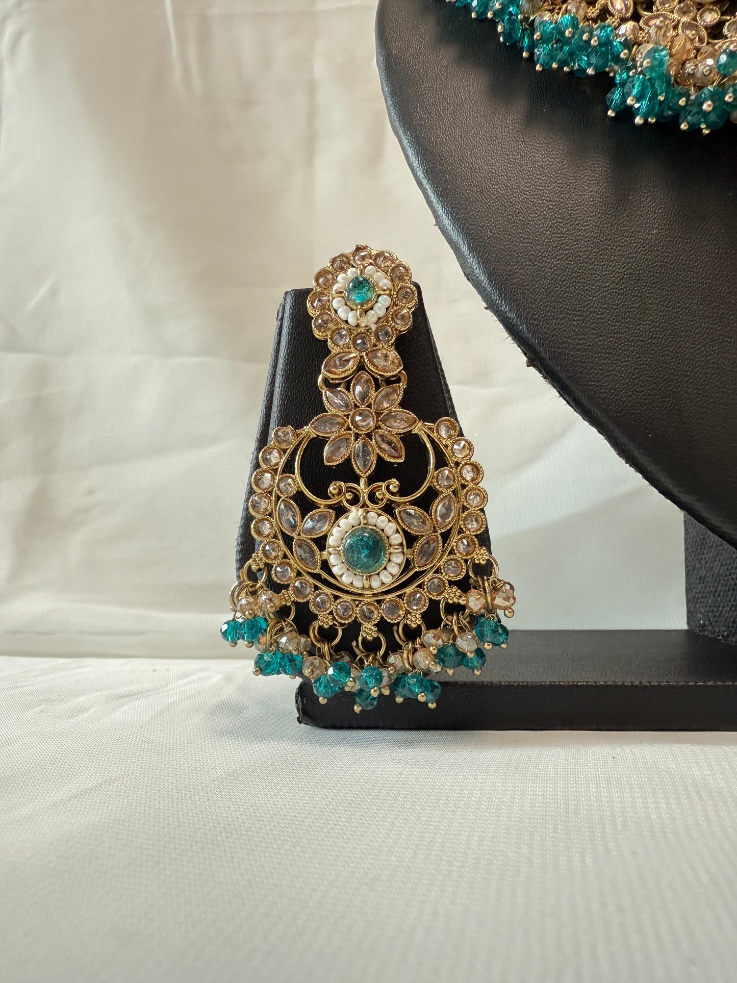 Turquoise Party Necklace 192