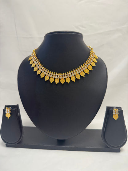 Gold Traditional Necklace 190