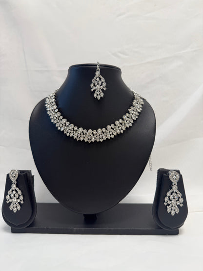 Silver Party Necklace 211