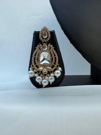 Gold Party Necklace 213