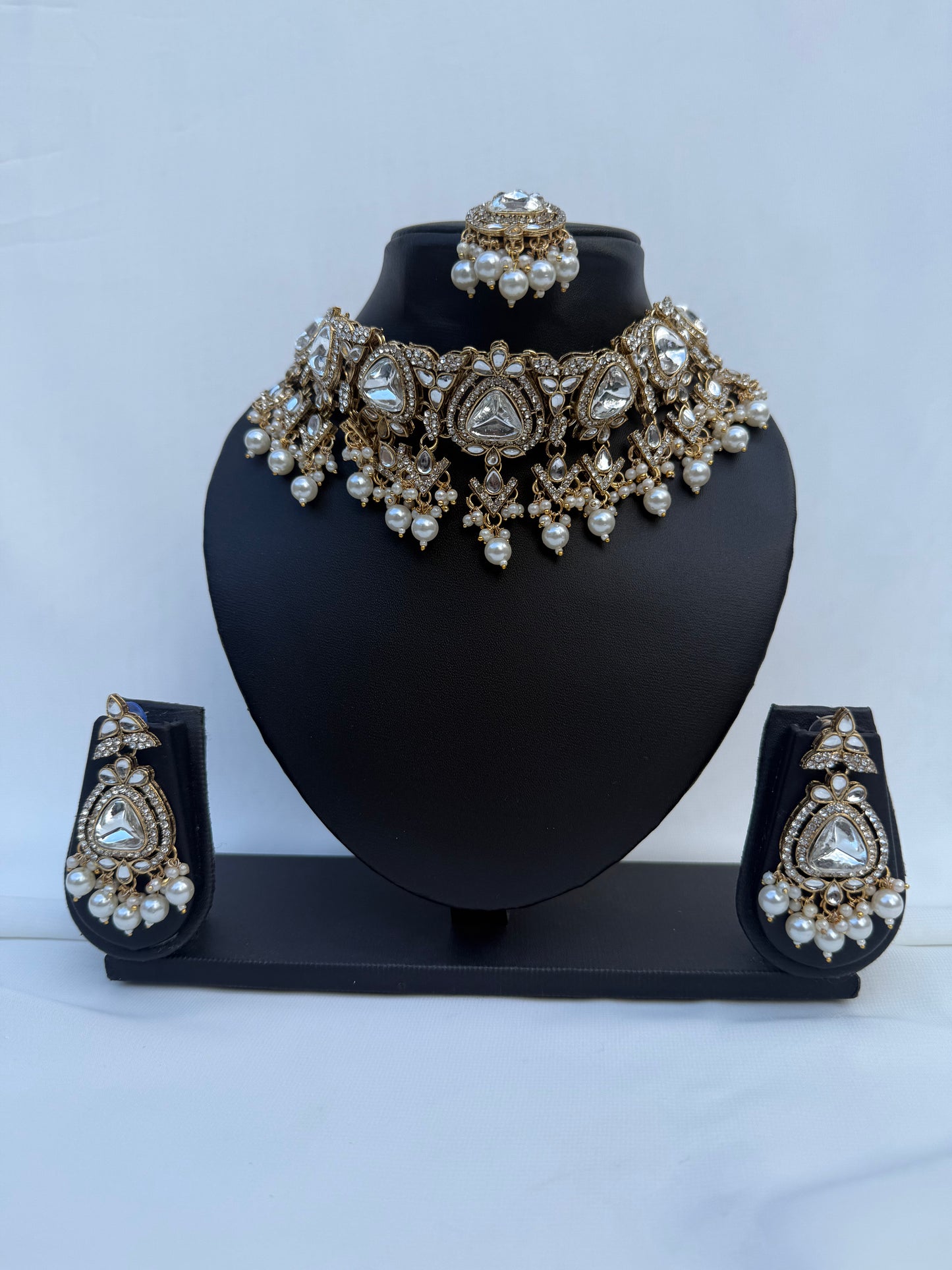 Gold Party Necklace 216