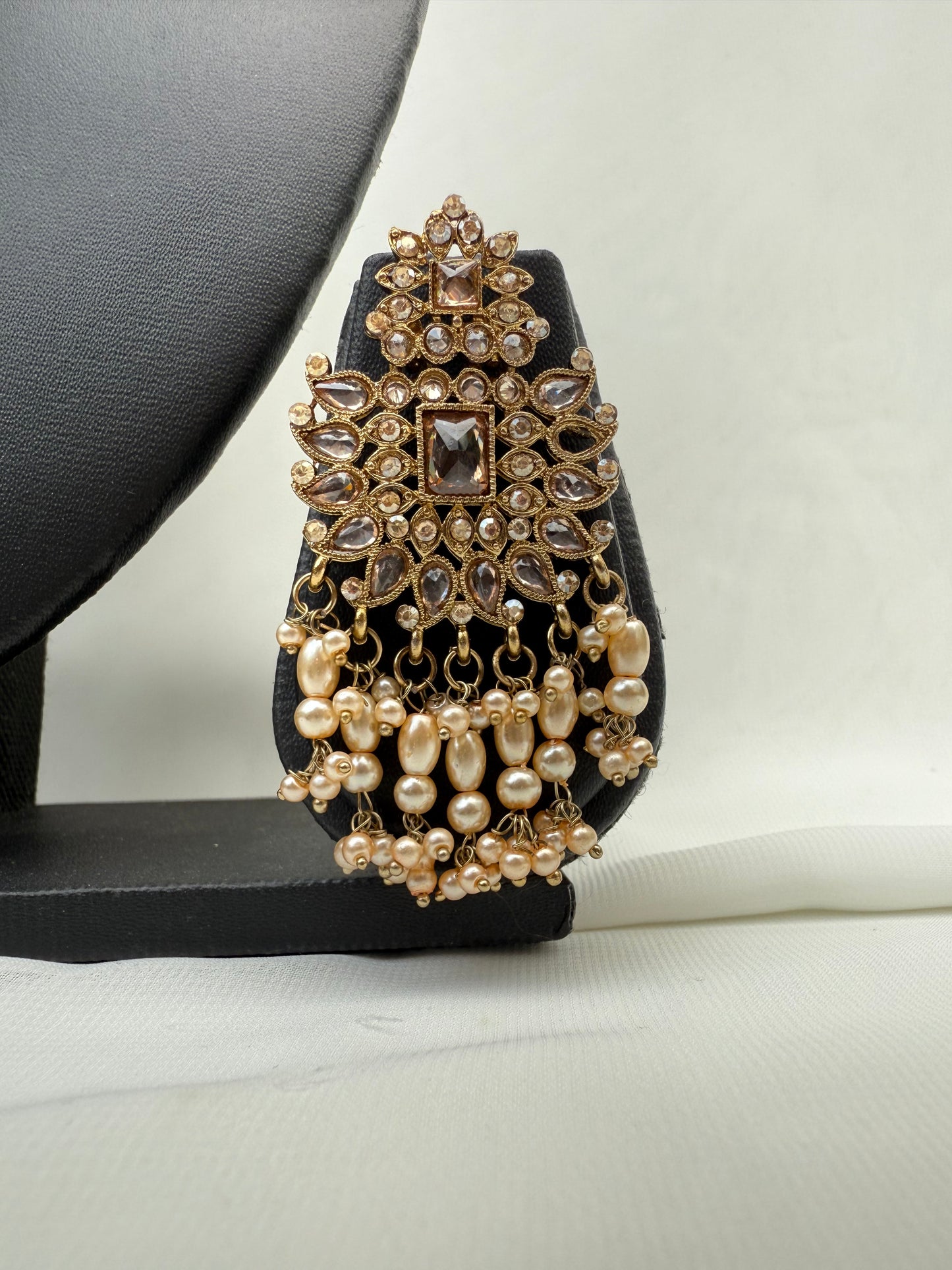 Gold Earrings with Tikka 219