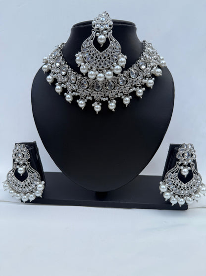 Silver Party Necklace 224