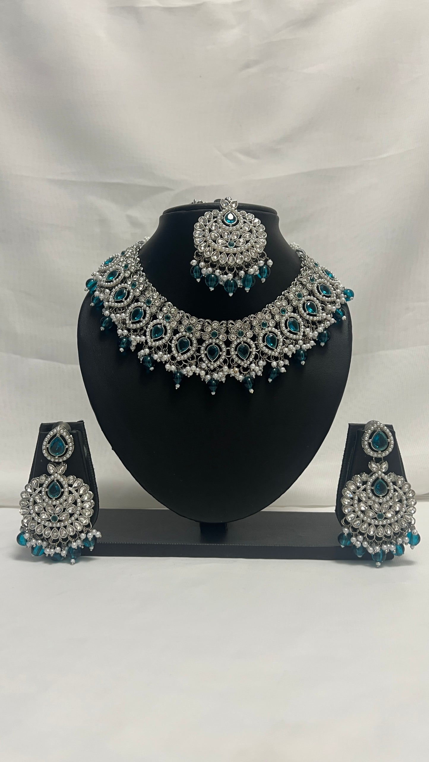 Blue Party Necklace 96