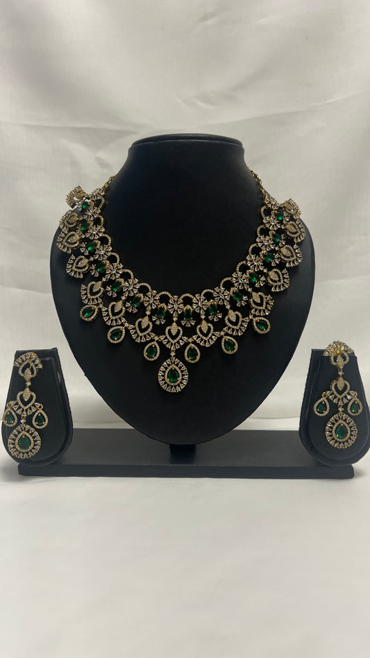 Green Party Necklace 54