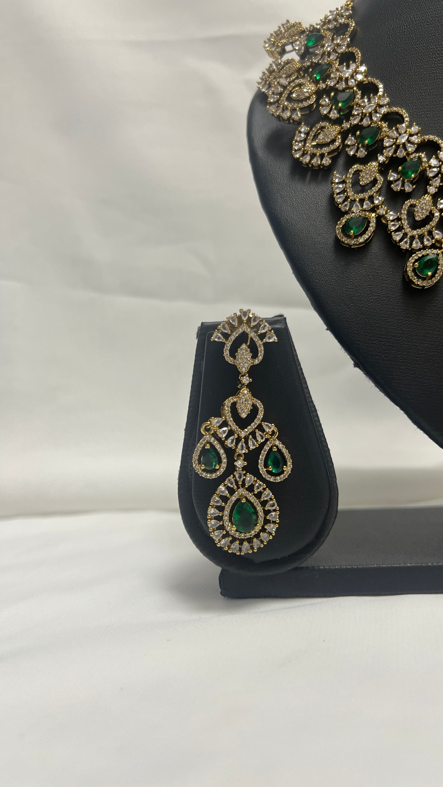 Green Party Necklace 54