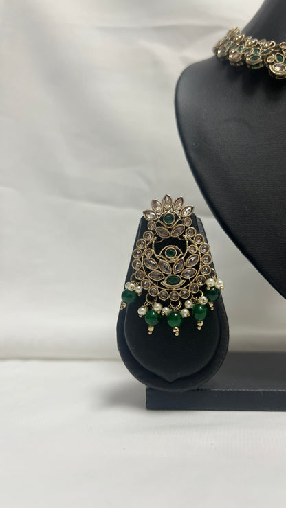 Green Party Necklace 162