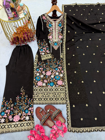 Mumtaz Sharara Black