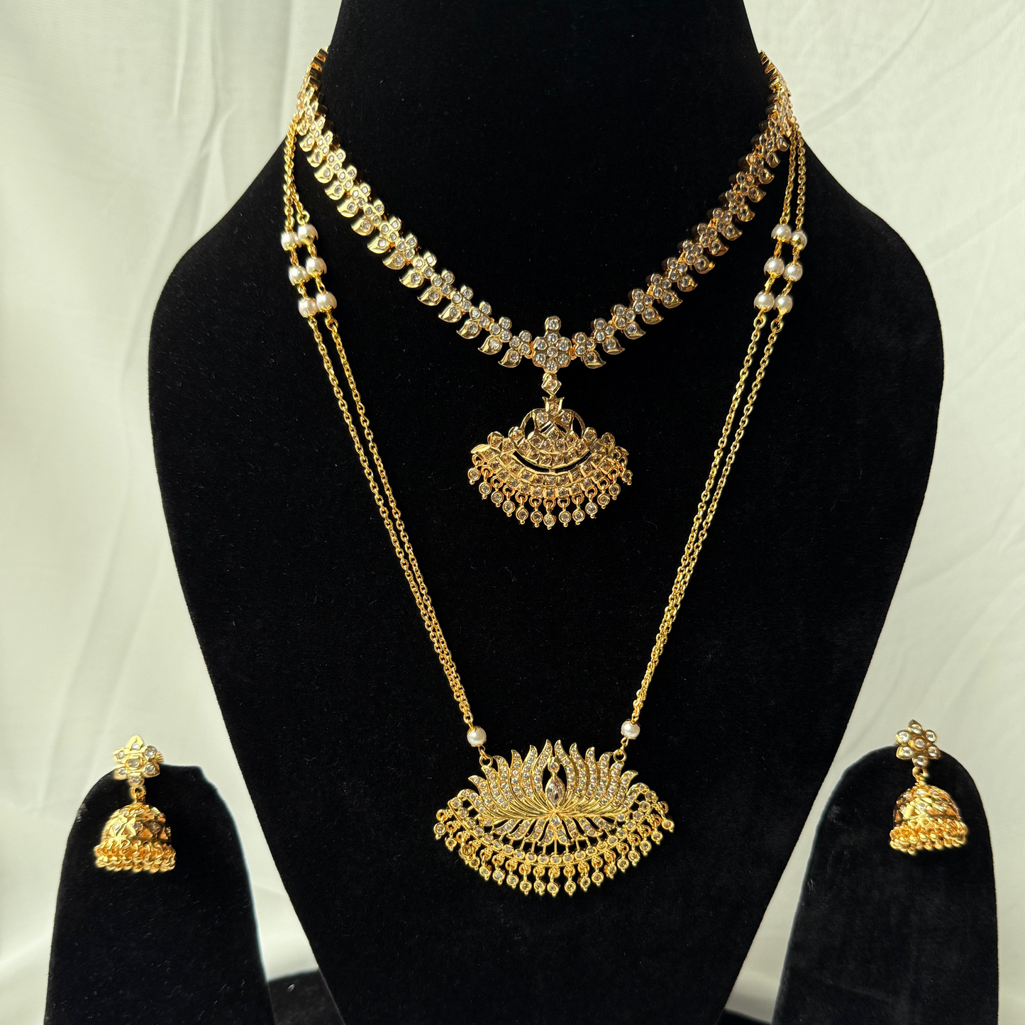 Pathakkam Chain with earrings