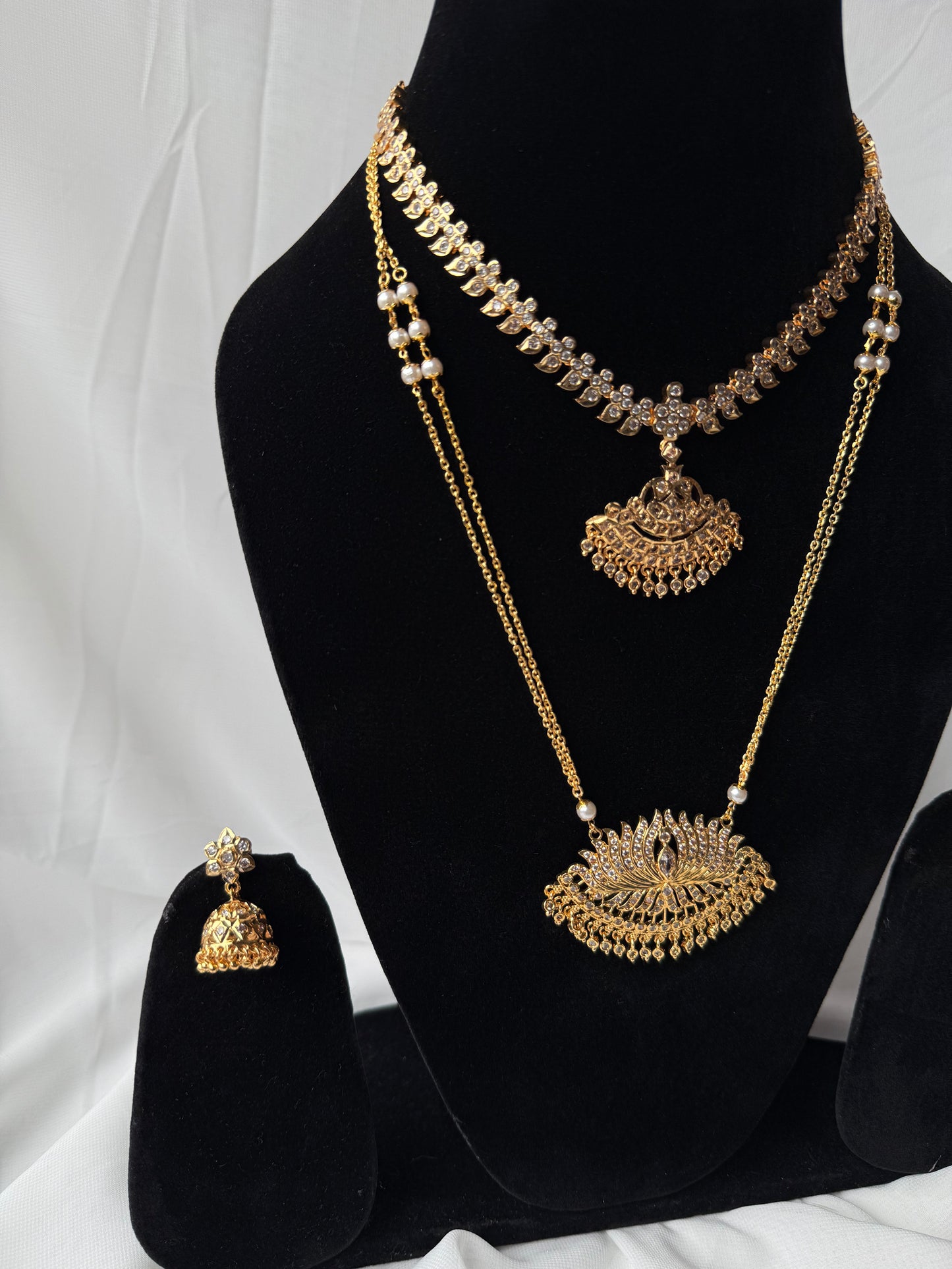 Pathakkam Chain with earrings