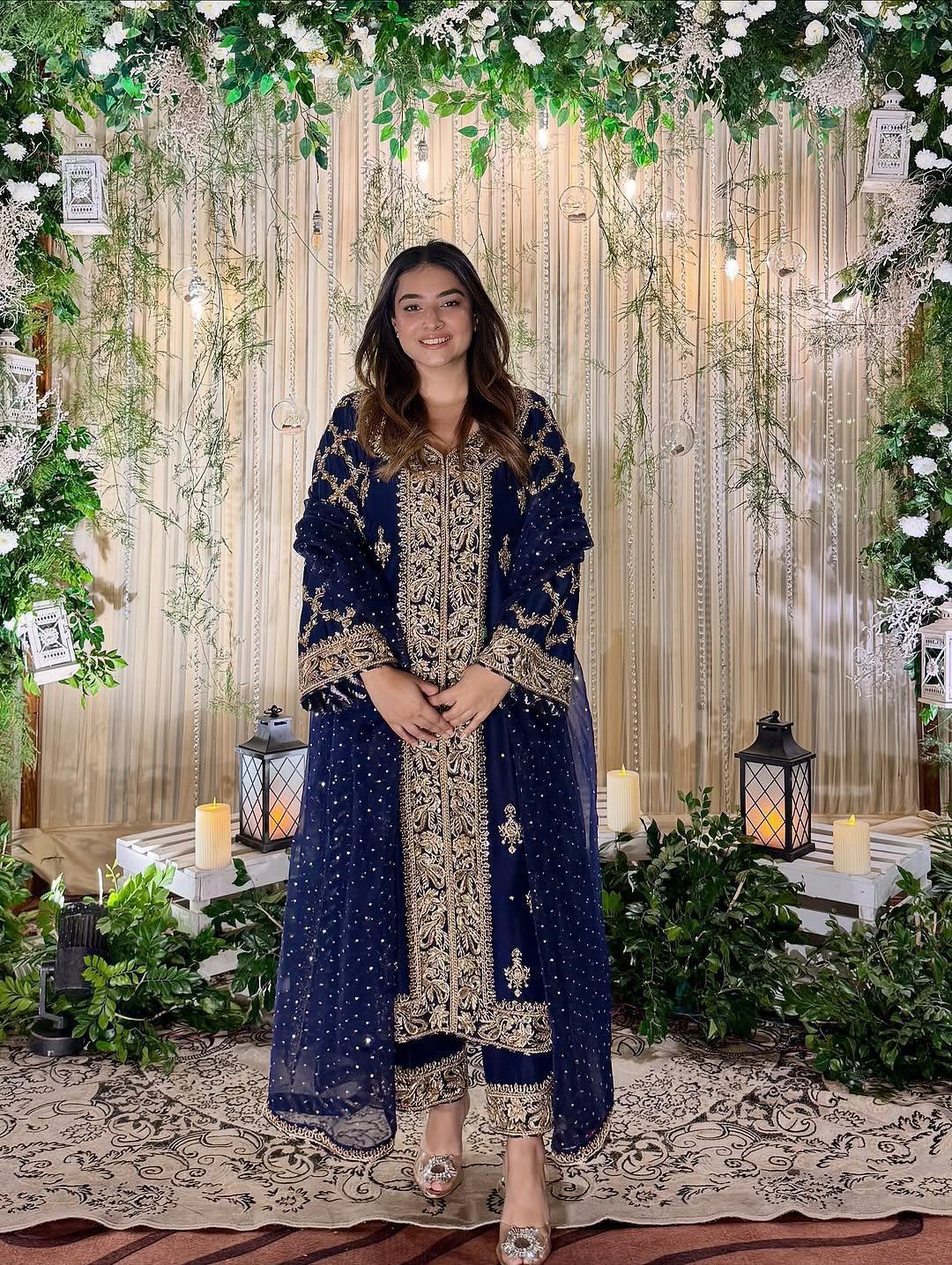 Lira Sharara Blue