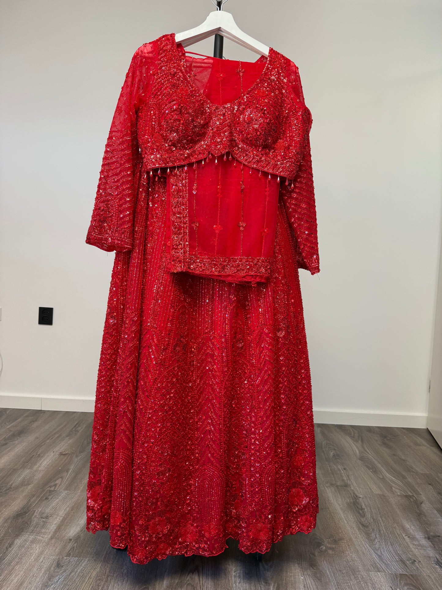 Ishani Fully Stitched Red