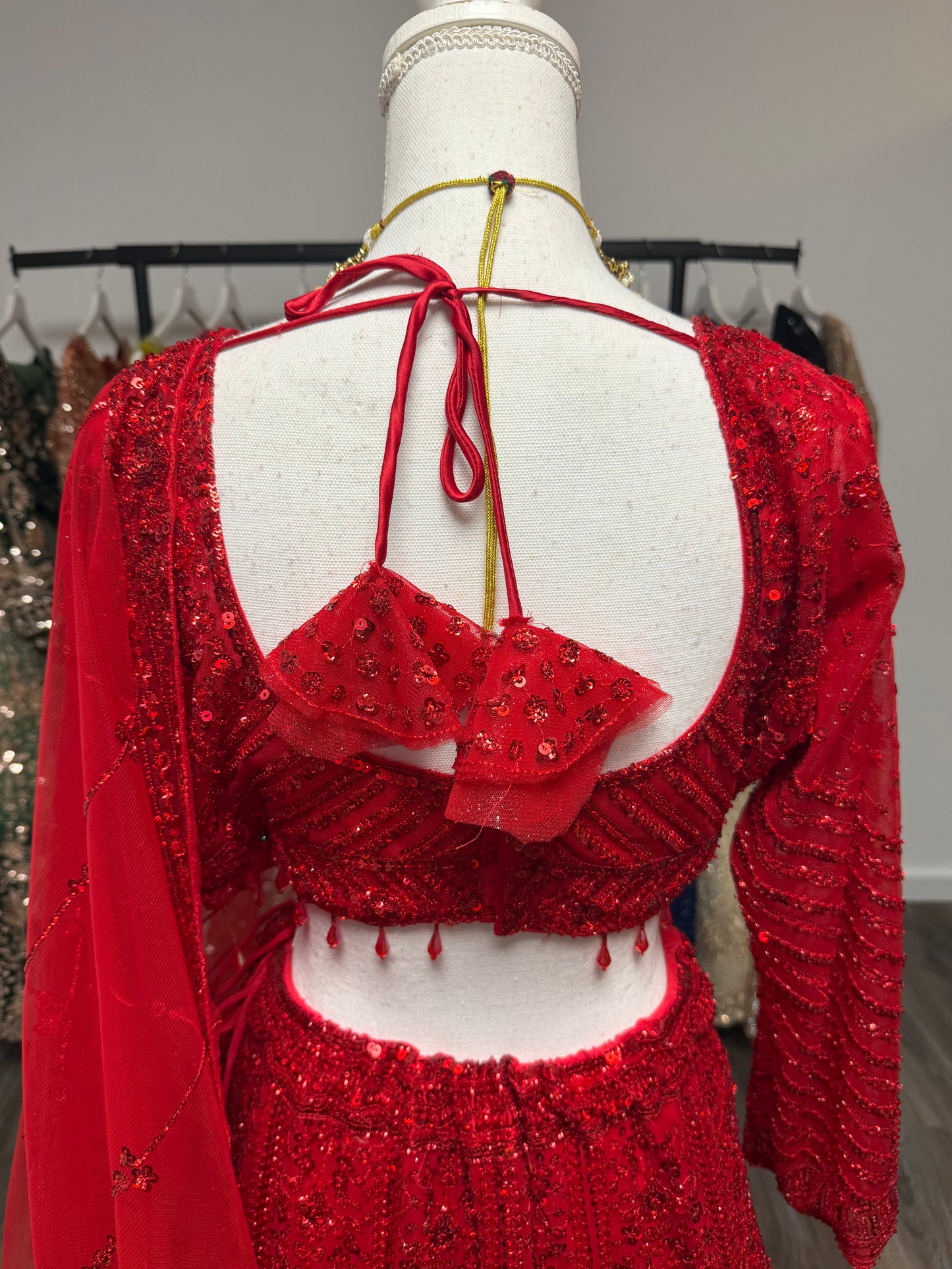 Ishani Fully Stitched Red