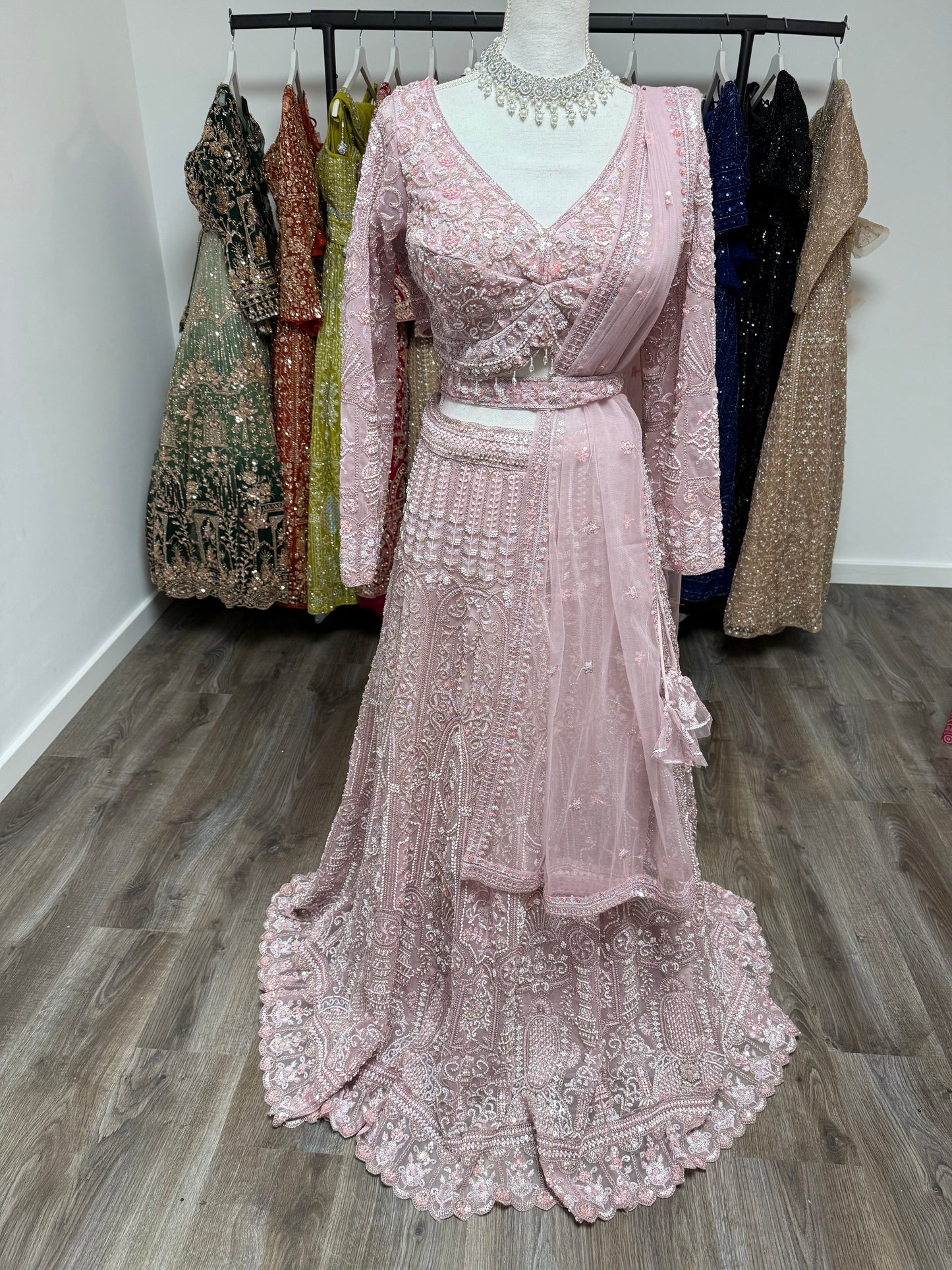 Veya Fully Stitched Rose