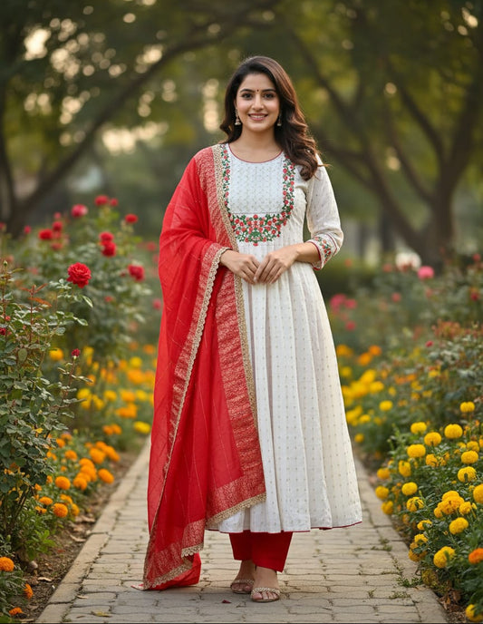 Nori Kurti Set White