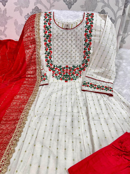 Nori Kurti Set White