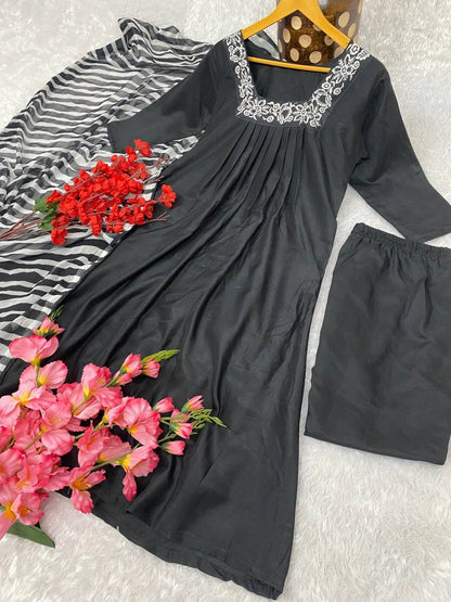Suri Kurti Set Black