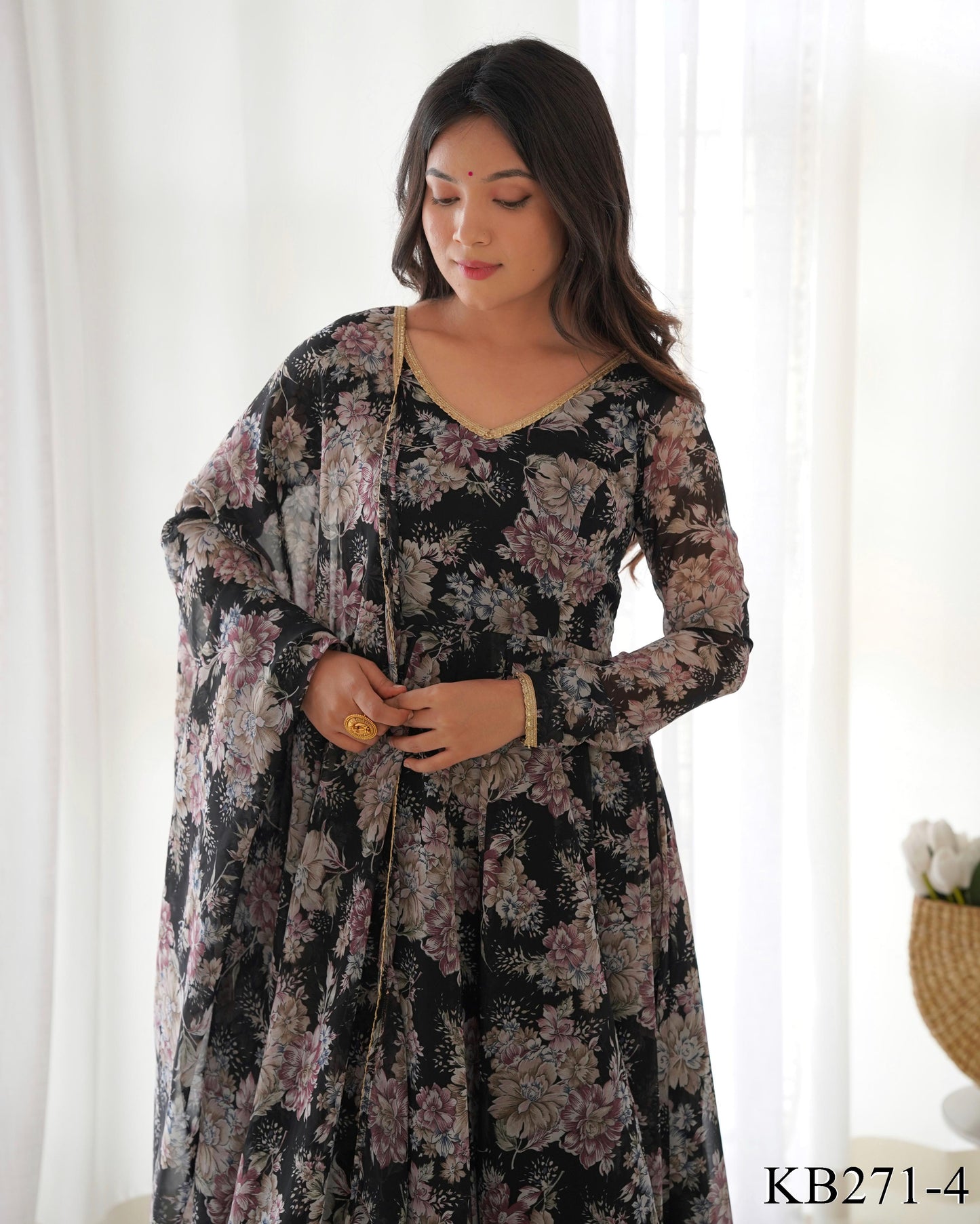 Riwaaz Anarkali