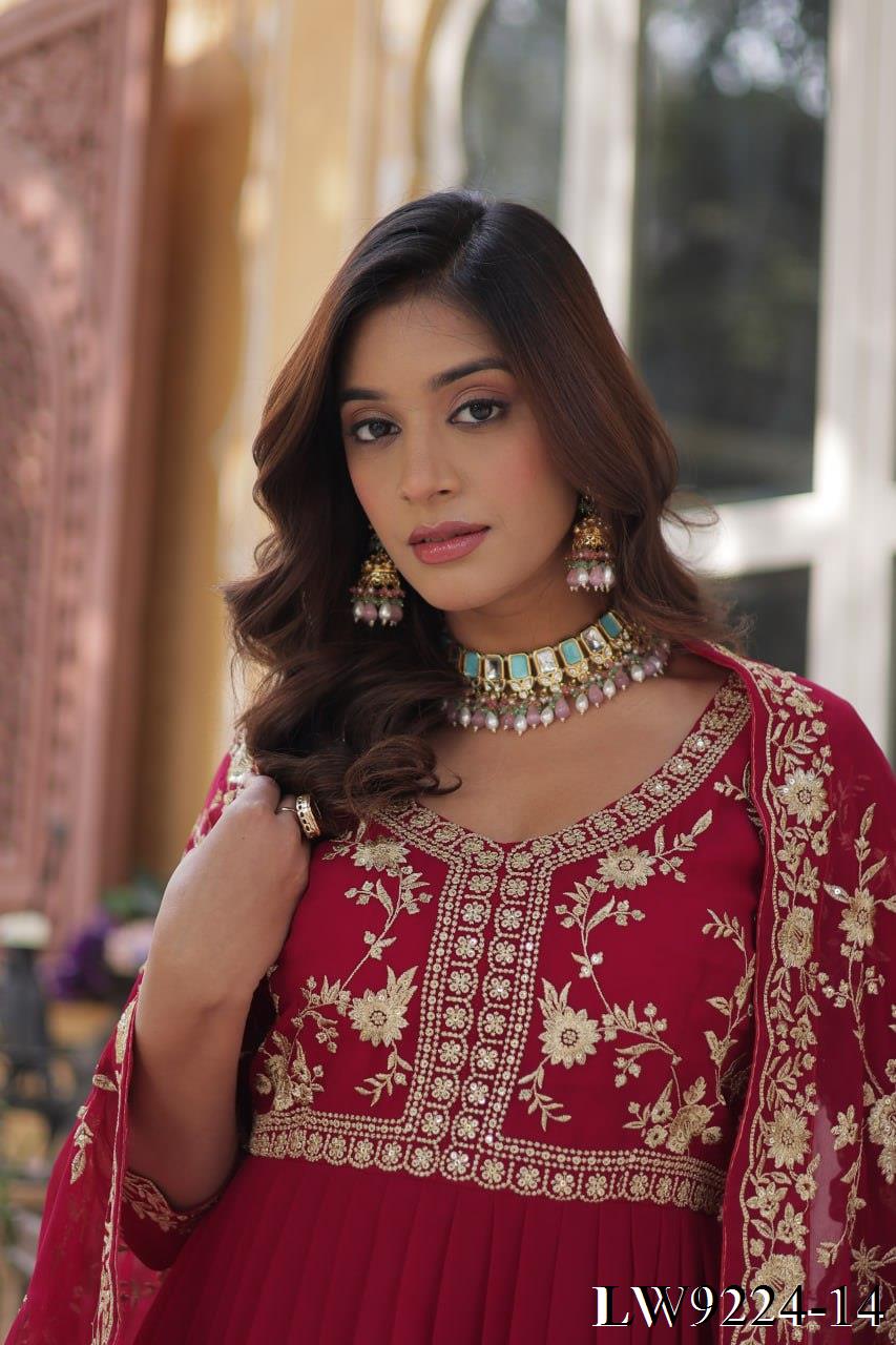 Nyra Anarkali