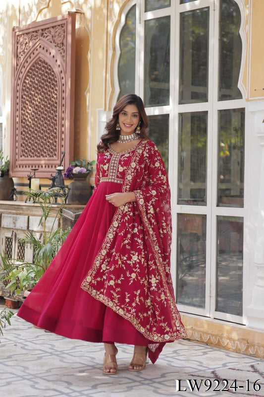 Nyra Anarkali