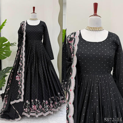 Ira Anarkali Black