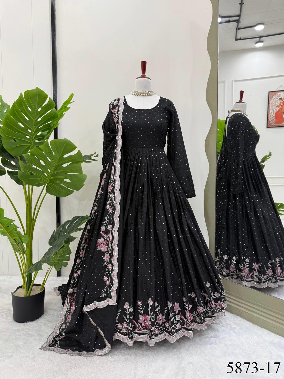 Ira Anarkali Black