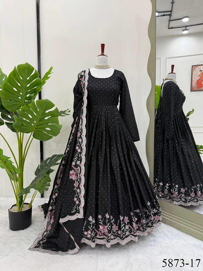 Ira Anarkali Black