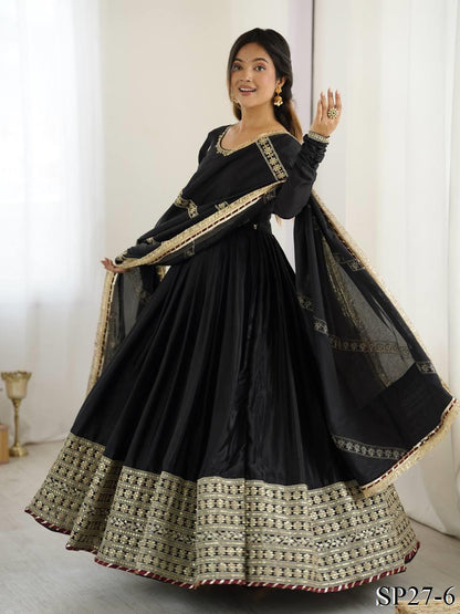 Zoya Anarkali Black
